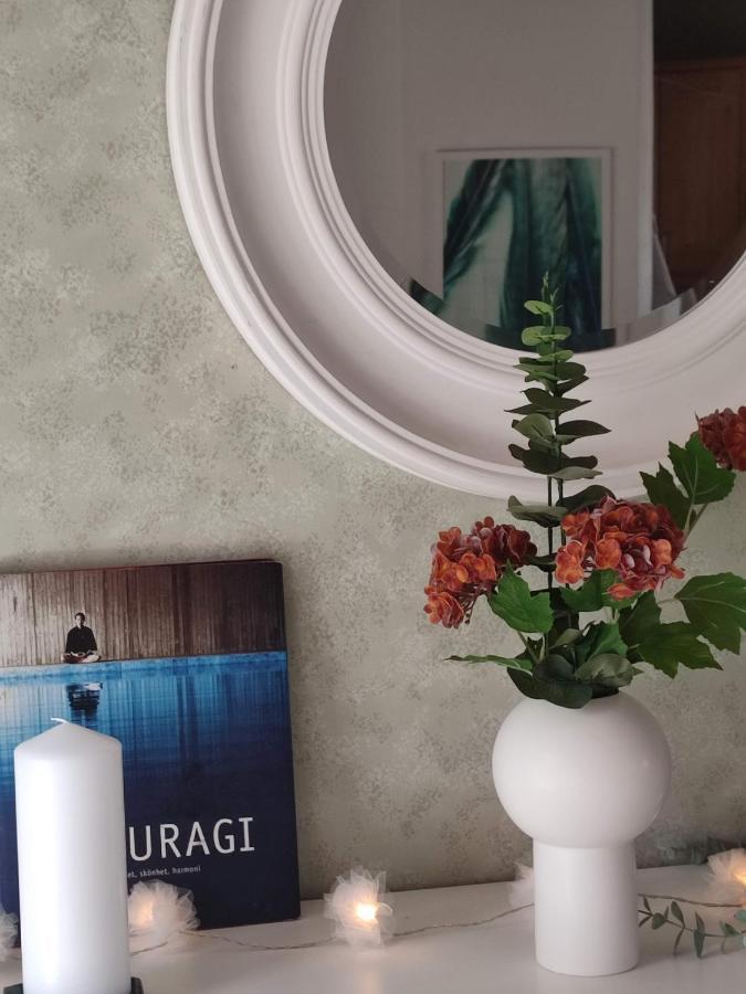 Villa I Norrtaelje Luaran gambar