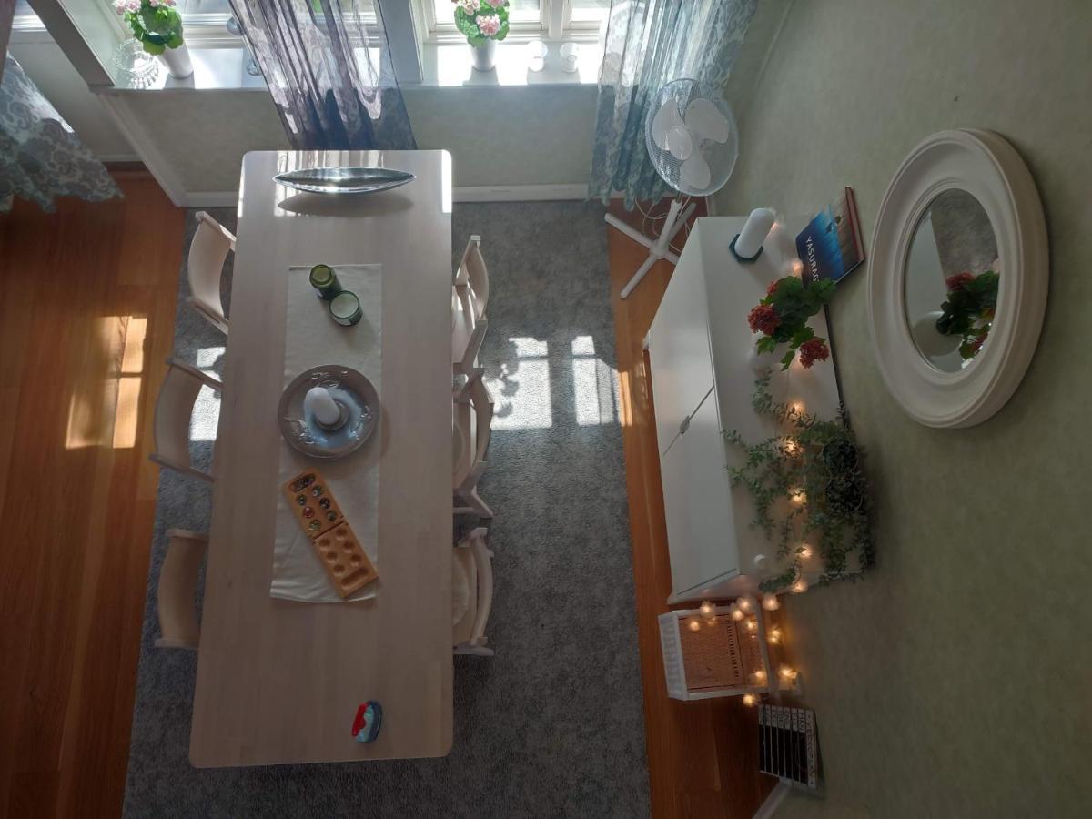 Villa I Norrtaelje Luaran gambar
