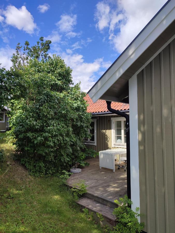 Villa I Norrtaelje Luaran gambar